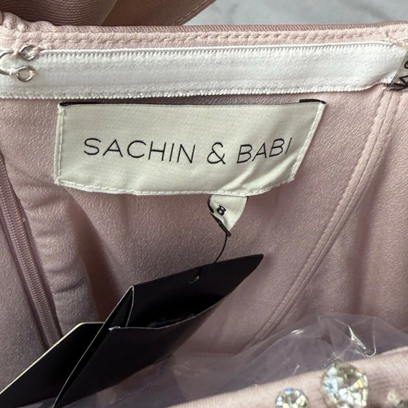 $1095 NWT Sachin & Babi Blush Gown Crystal Embellished - Picture 5 of 8